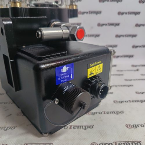 35898007 GRANIT Elektromos szivattyú 12 V-os vezérléssel és zsírtartállyal