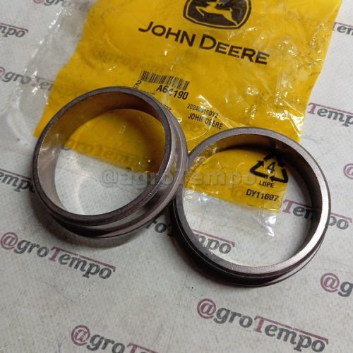 A64190 John Deere Persely