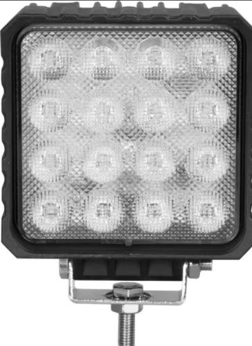 LA10047 Kramp Munkalámpa 48W, 3840Im, négyzet