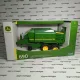 MCB009800000 John Deere 690 nagy körbálázó (1:16)