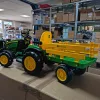 MCE42647X000 John Deere  Force traktor pótkocsival (elektromos hajtás)