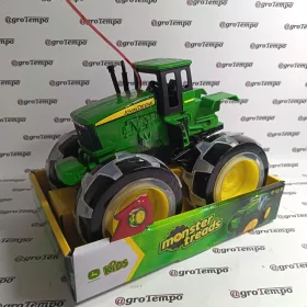   MCE46434BX00 John Deere Monster Gator sötétben világító gumiabroncsokkal