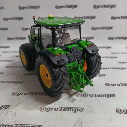 MCU688100000 John Deere 8345R távirányítású traktor (1:32 méretarány)
