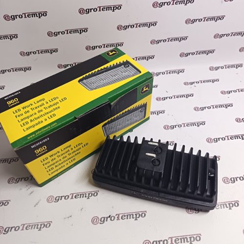 MCXFA1953 John Deere LED munkalámpa, szögletes, 4×3 W, 12–24 V, 720 lm, terítő fényű világítás