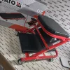 YT-08802 YATO Fekpad gurulós székké alakítható 91 cm 